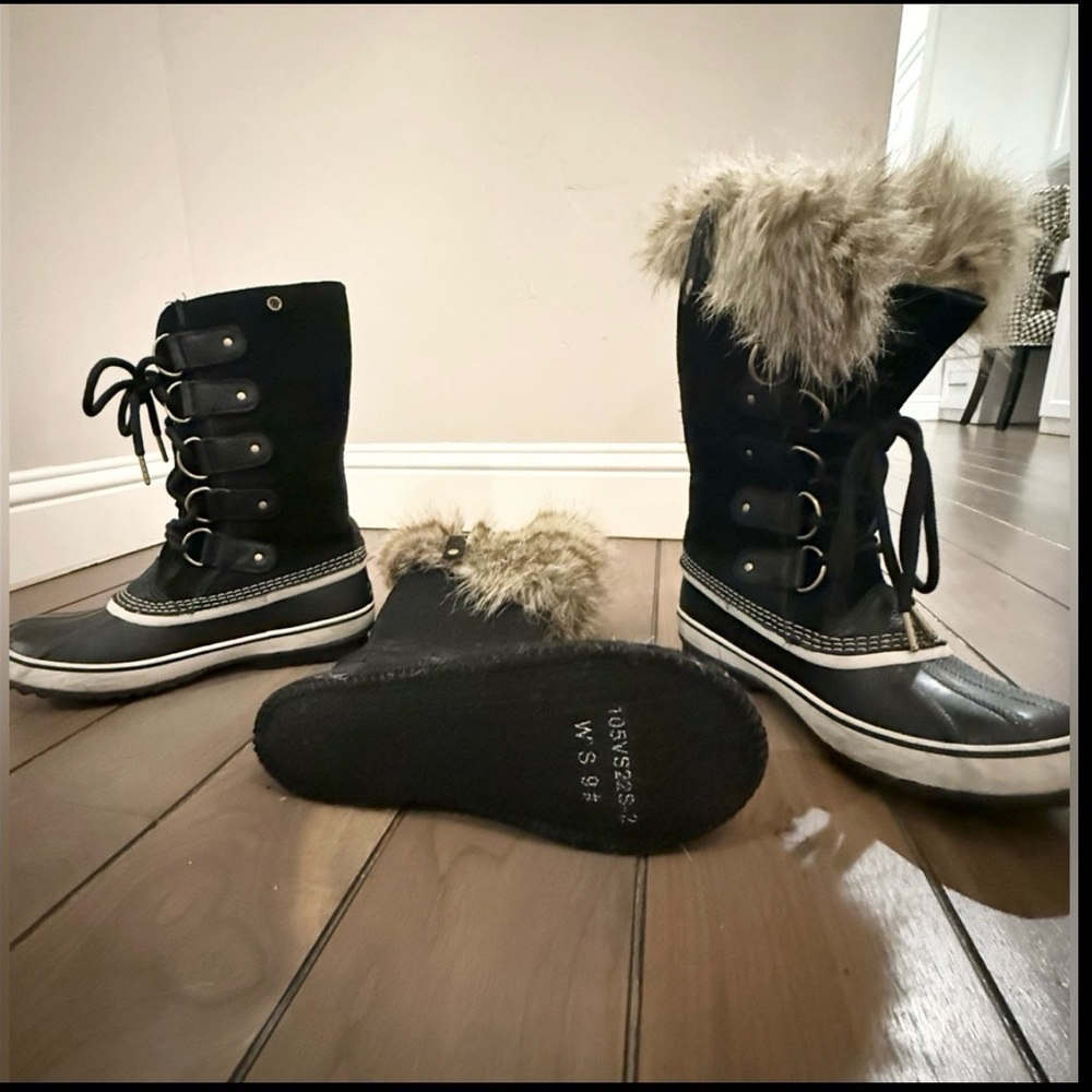 SOREL Joan of Arctic™ Waterproof Black Suede Boot Snow-Rain Boot, Size 9 - Picture 2 of 15